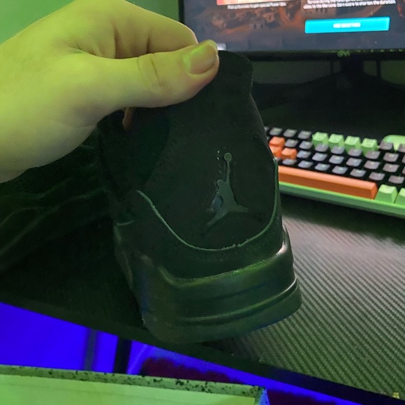 They are too big for me - Picture 3 of 3